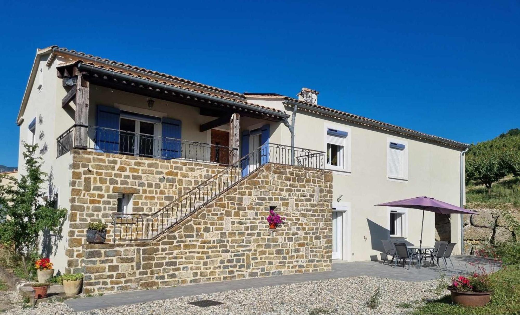Gite Les Trois Abeilles Bésignan Εξωτερικό φωτογραφία